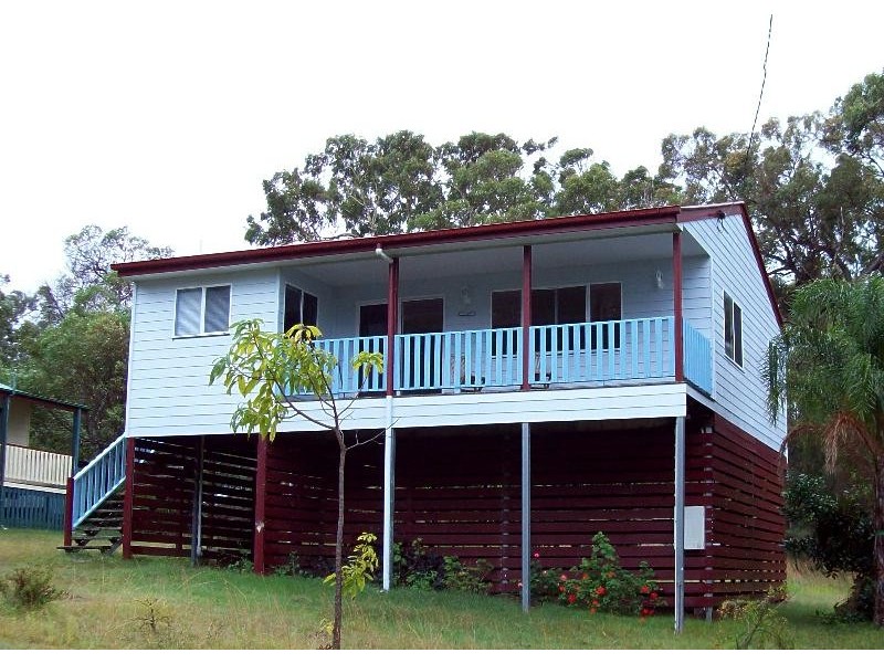 19 Baracoota Street, Macleay Island QLD 4184