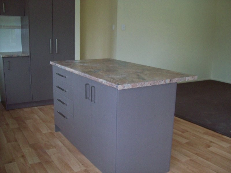 8 Camena Street, Macleay Island QLD 4184