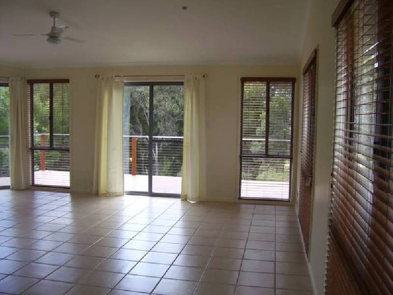 13 Arthur Street, Macleay Island QLD 4184