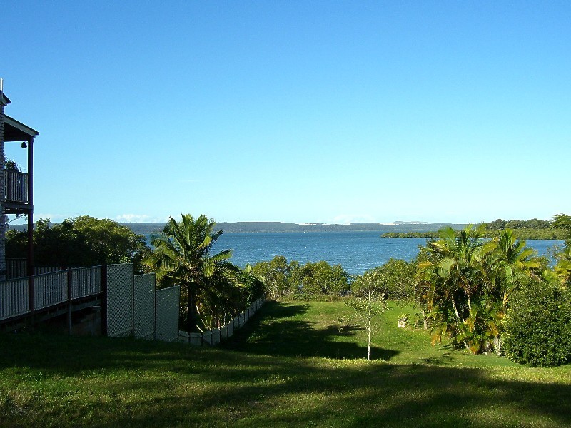 71 Beelong Street, Macleay Island QLD 4184