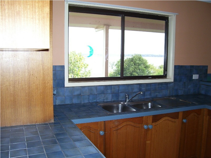 32 Coorong Street, Macleay Island QLD 4184