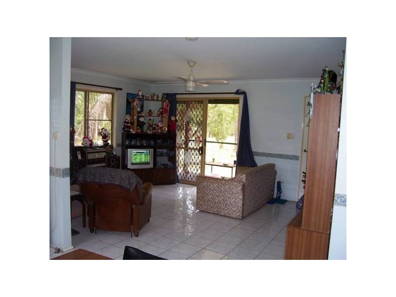 4 Orion Street, Macleay Island QLD 4184
