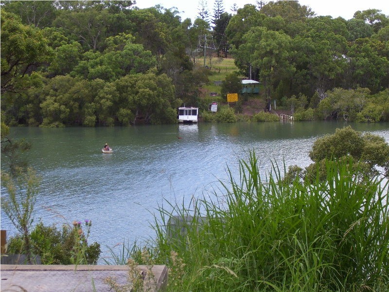 17 Cressy Street, Macleay Island QLD 4184