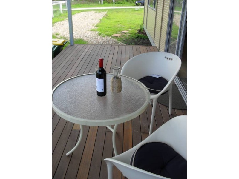 17 Cressy Street, Macleay Island QLD 4184