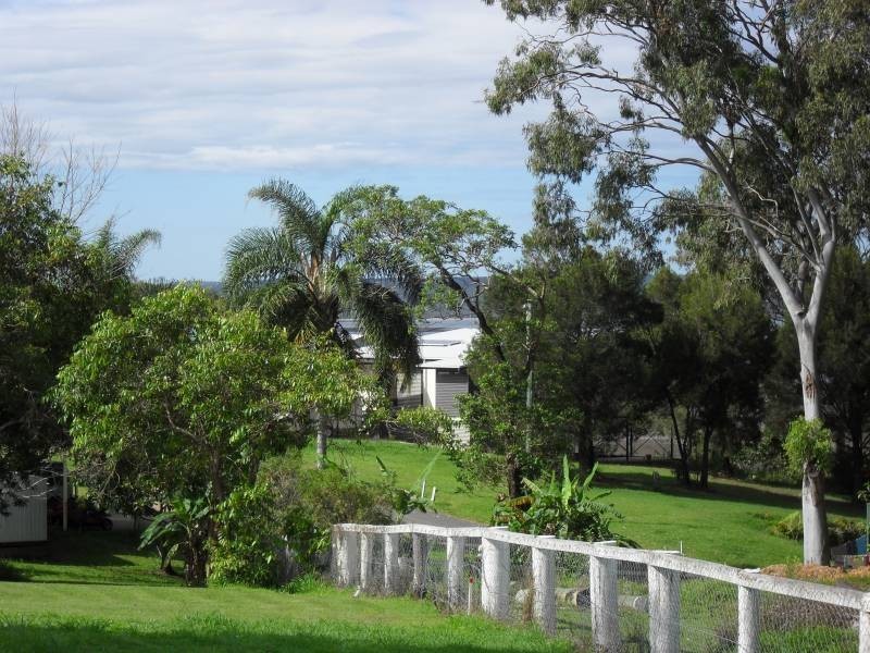 17 Cressy Street, Macleay Island QLD 4184