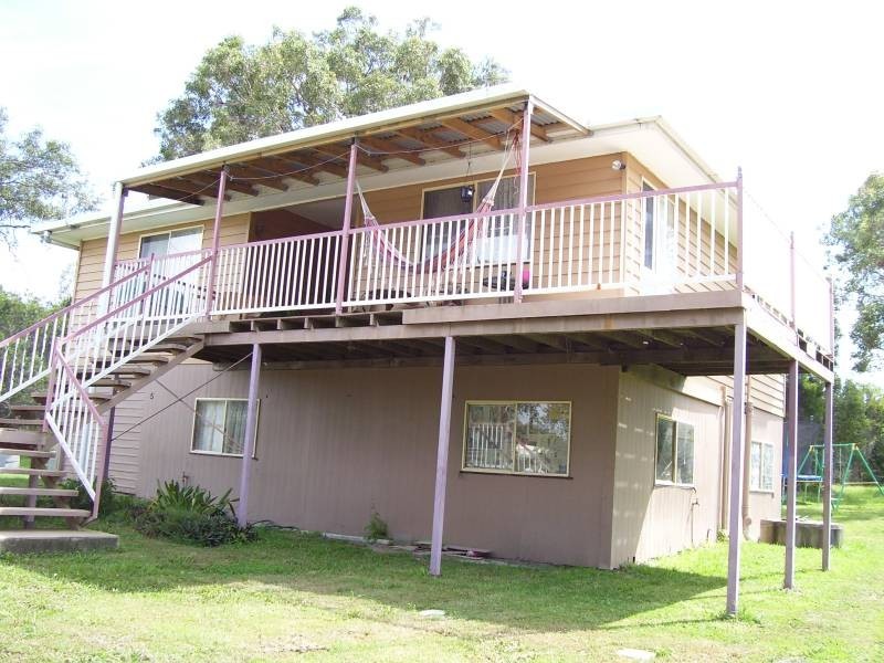 5 Deviot Street, Macleay Island QLD 4184