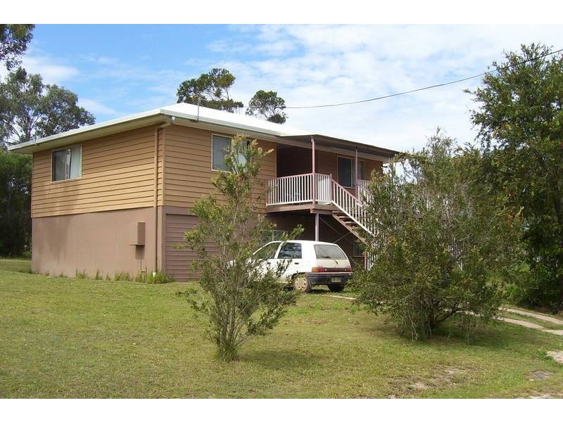 5 Deviot Street, Macleay Island QLD 4184