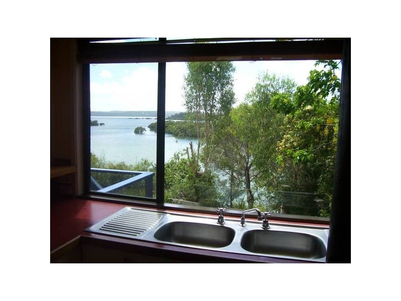 12 Alawa Street, Macleay Island QLD 4184