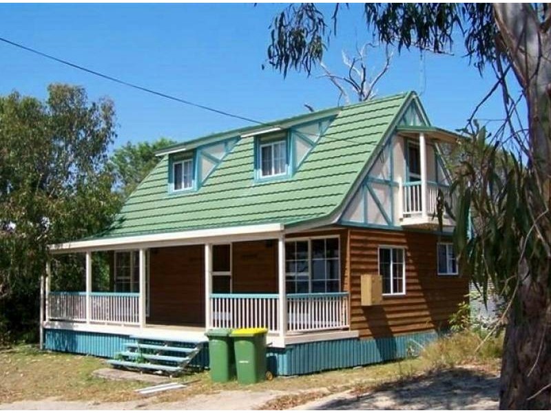 15 Koonwarra Parade, Macleay Island QLD 4184