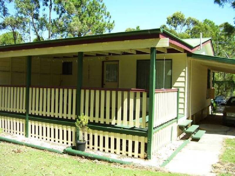 34 Nugent Street, Macleay Island QLD 4184