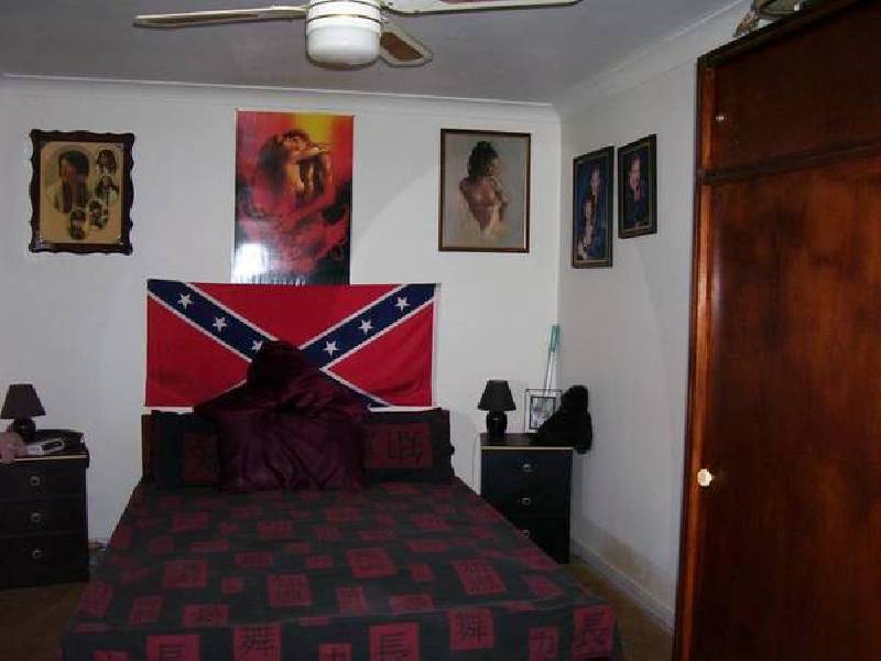 160 High Central Road, Macleay Island QLD 4184