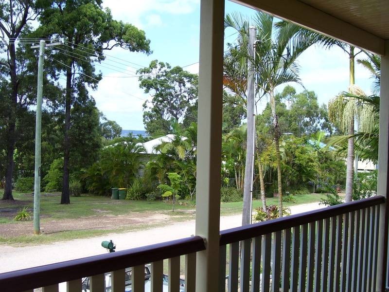 13 Alkira Street, Macleay Island QLD 4184