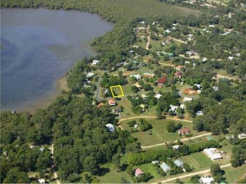 28 Curlew Street, Macleay Island QLD 4184