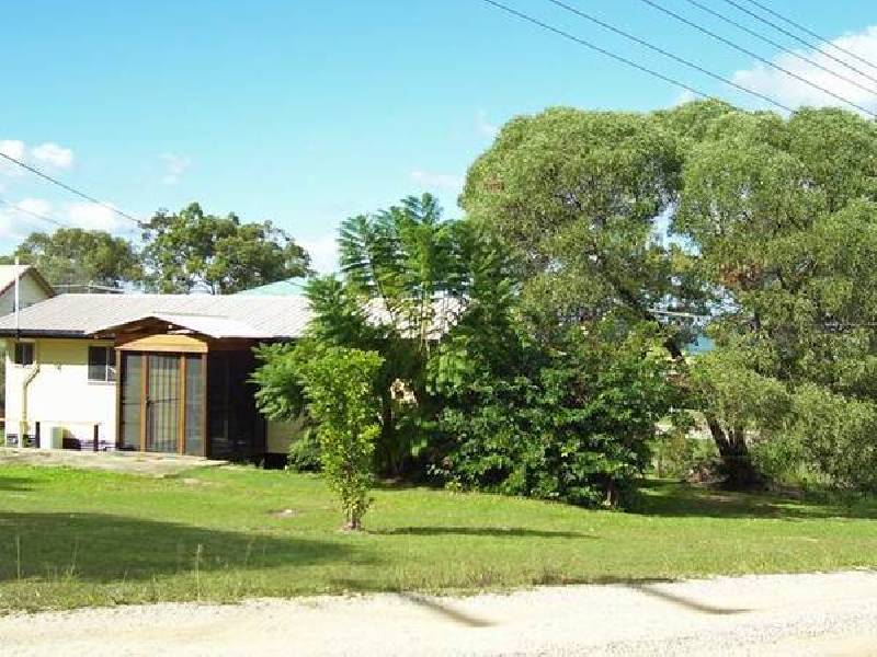 32 Mawarra Street, Macleay Island QLD 4184