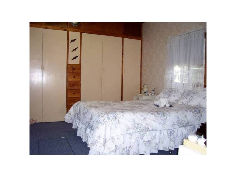 Hastings Terrace, Macleay Island QLD 4184