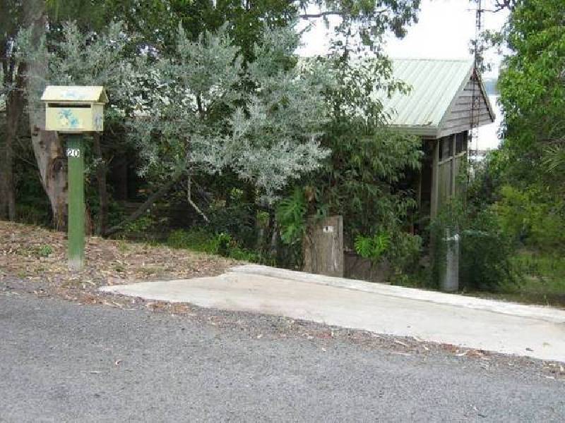 Koonwarra Parade, Macleay Island QLD 4184