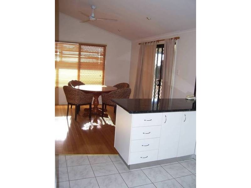 11 Cross, Macleay Island QLD 4184