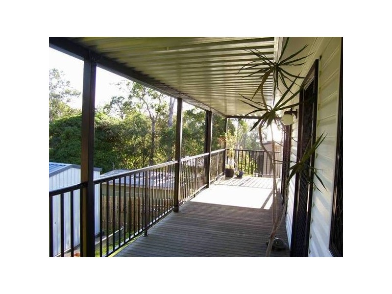 11 Cross, Macleay Island QLD 4184