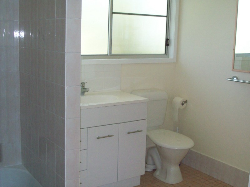 15 Kooberry, Macleay Island QLD 4184