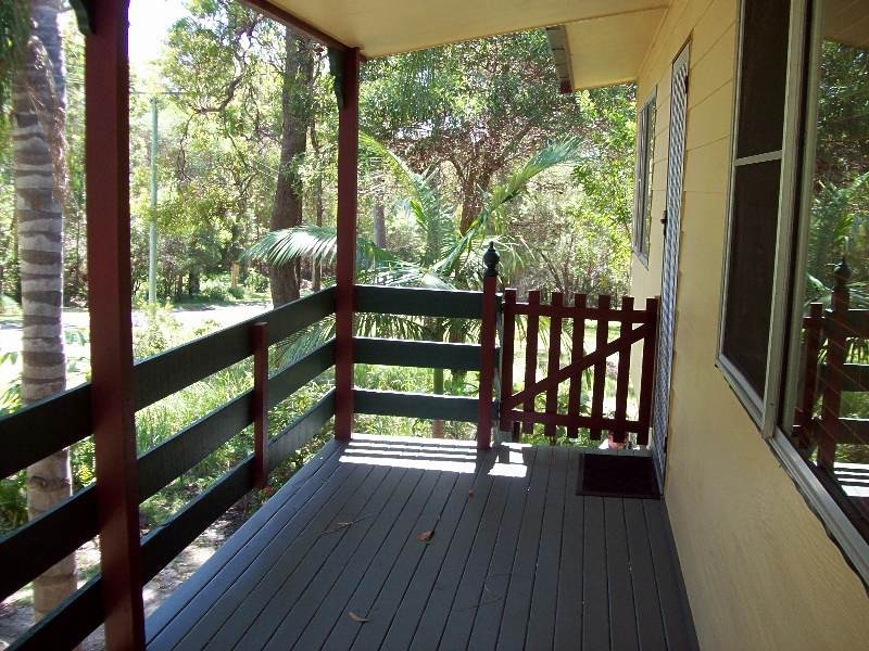15 Kooberry, Macleay Island QLD 4184