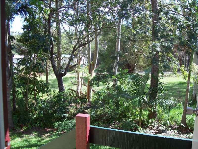15 Kooberry, Macleay Island QLD 4184