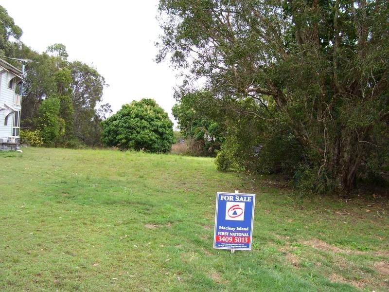 70 Charles Terrace, Macleay Island QLD 4184