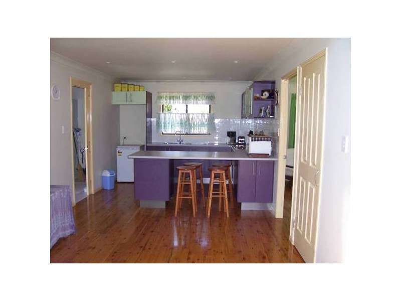 13 Noogie Street, Macleay Island QLD 4184