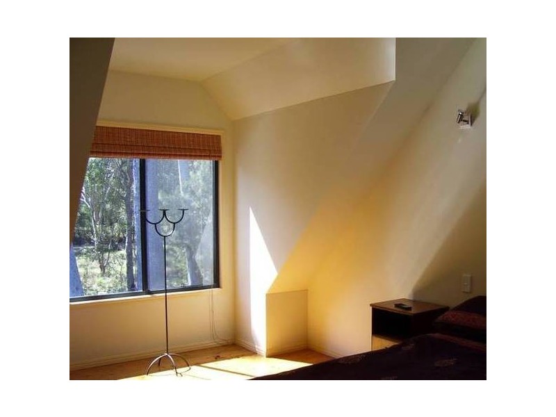 13 Noogie Street, Macleay Island QLD 4184