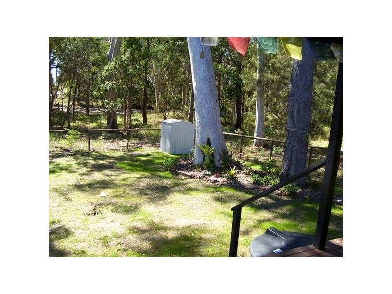 13 Noogie Street, Macleay Island QLD 4184