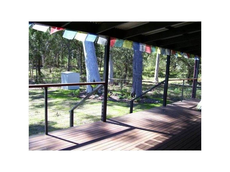 13 Noogie Street, Macleay Island QLD 4184