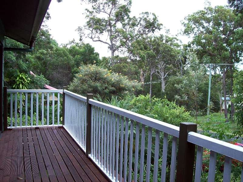 14 Kooberry Street, Macleay Island QLD 4184
