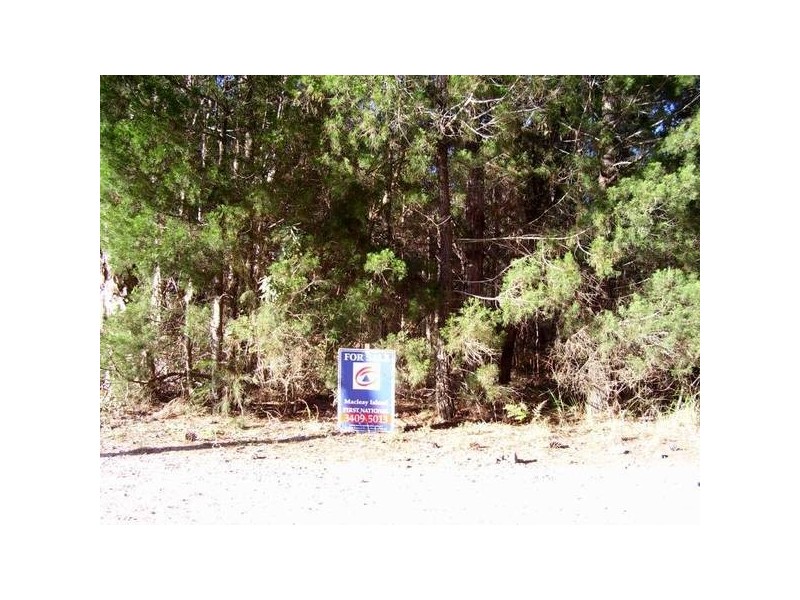 38 Alexander Street, Macleay Island QLD 4184