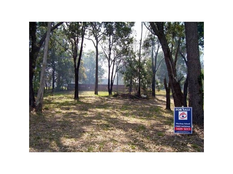 33 Marine Street, Macleay Island QLD 4184