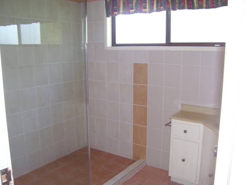 32 Coorong Street, Macleay Island QLD 4184