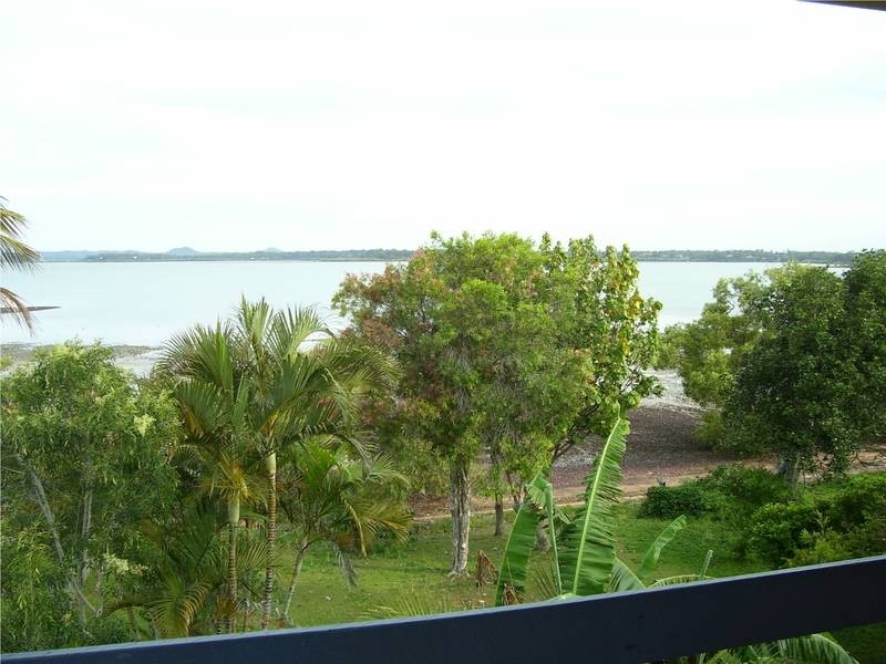 32 Coorong Street, Macleay Island QLD 4184