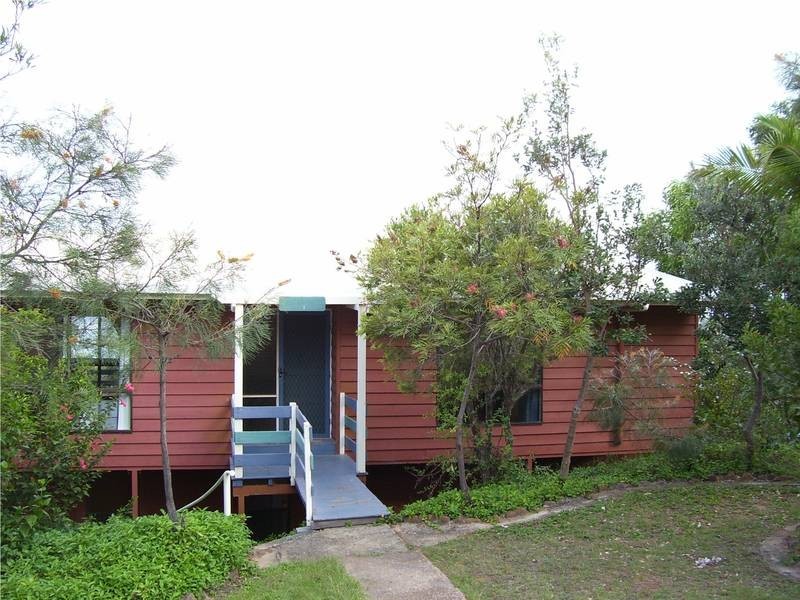 32 Coorong Street, Macleay Island QLD 4184