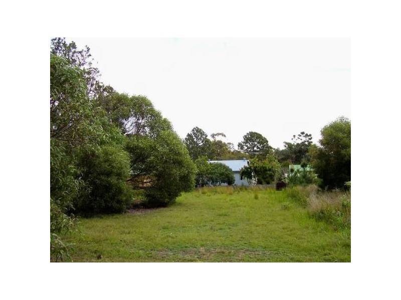 25-27 Michael Street, Macleay Island QLD 4184