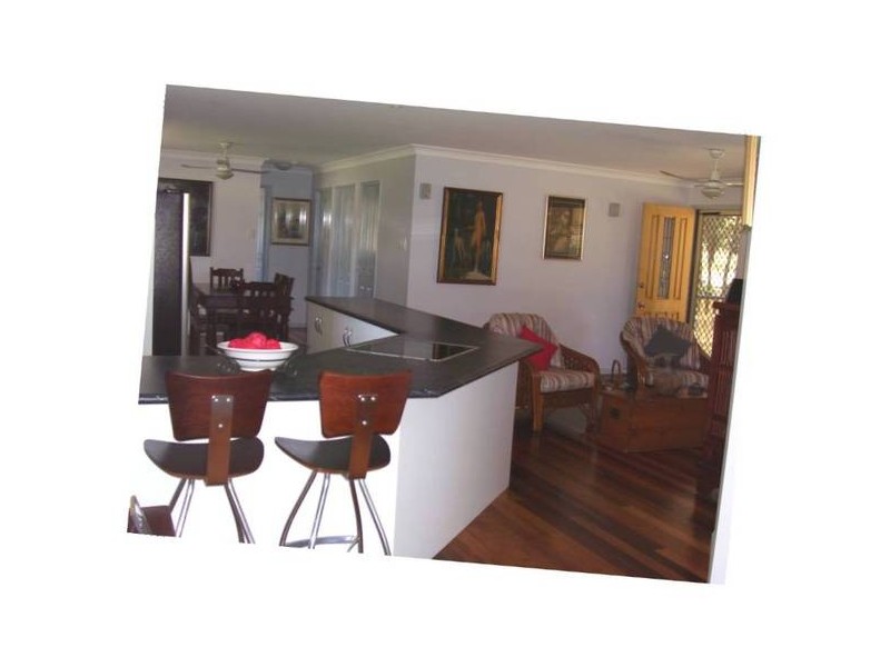 28 Coast Road, Macleay Island QLD 4184