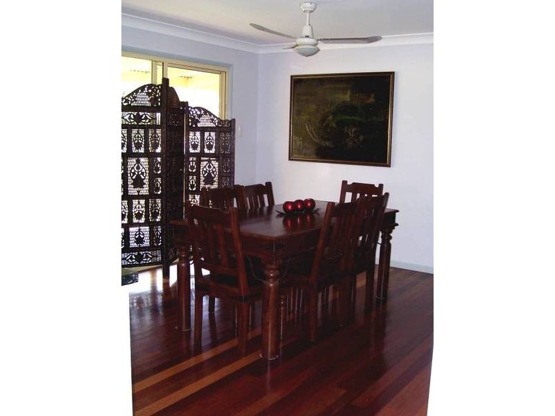 28 Coast Road, Macleay Island QLD 4184