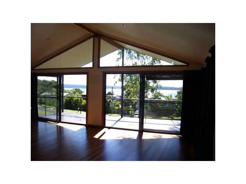 48 Beelong Street, Macleay Island QLD 4184