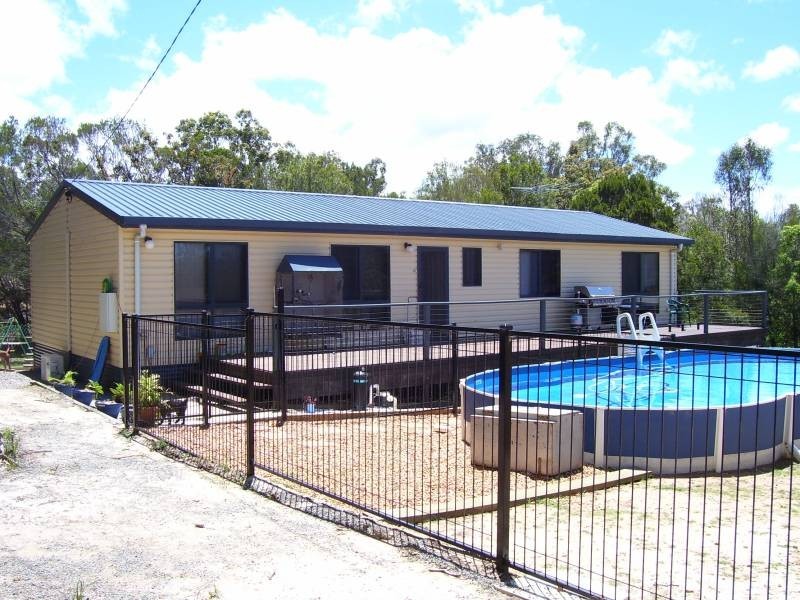 67 Eastbourne Terrace, Macleay Island QLD 4184