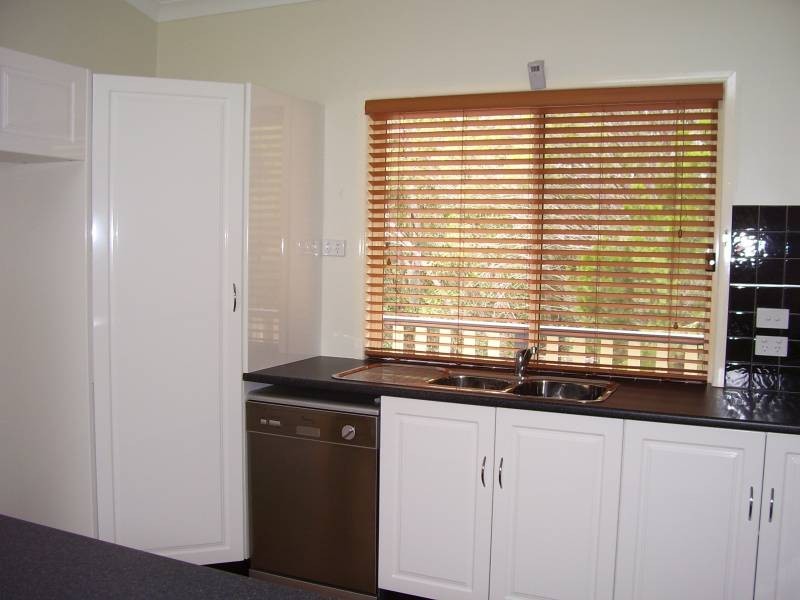5 Daku Court, Macleay Island QLD 4184