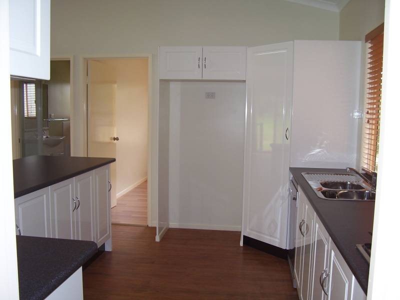 5 Daku Court, Macleay Island QLD 4184