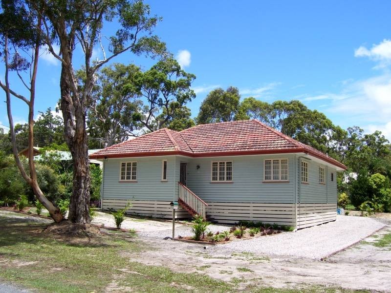 6 Benowa Street, Macleay Island QLD 4184