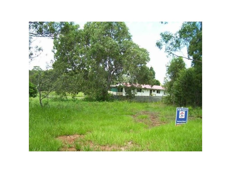 120 High Central Road, Macleay Island QLD 4184