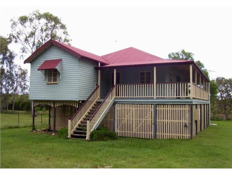 48 Charles Terrace, Macleay Island QLD 4184