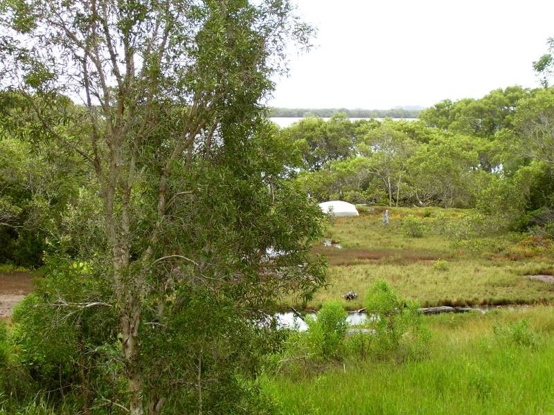 48 Charles Terrace, Macleay Island QLD 4184
