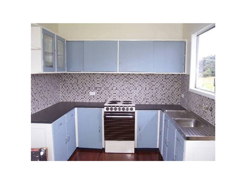 14 Betty Street, Macleay Island QLD 4184