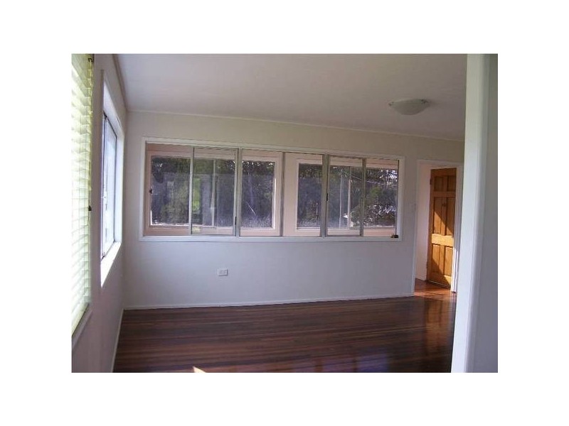 14 Betty Street, Macleay Island QLD 4184