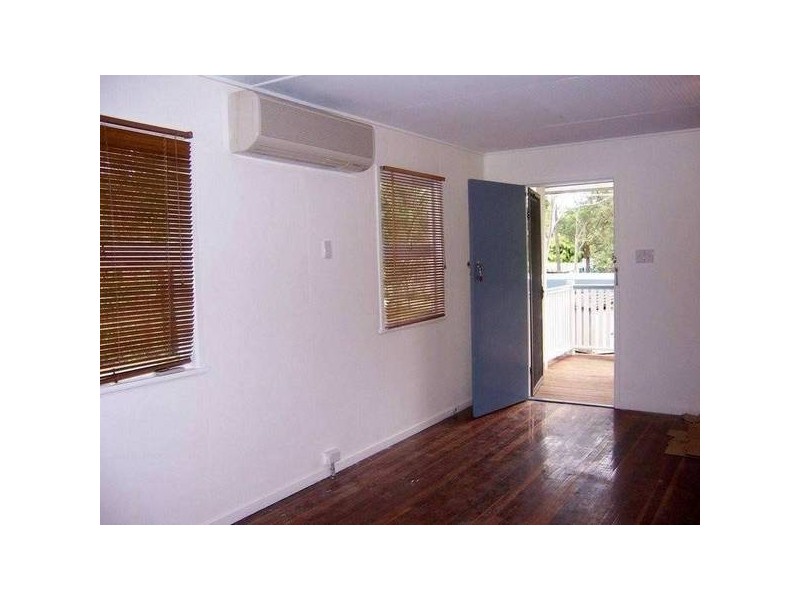 25 Tingara Street, Macleay Island QLD 4184